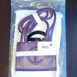 BRAND NEW (NEVER WORN) EGGPLANT TELFAR SMALL SHOPPING BAG